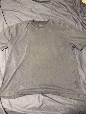 Hollister Men's Faded Charcoal Crewneck Tee